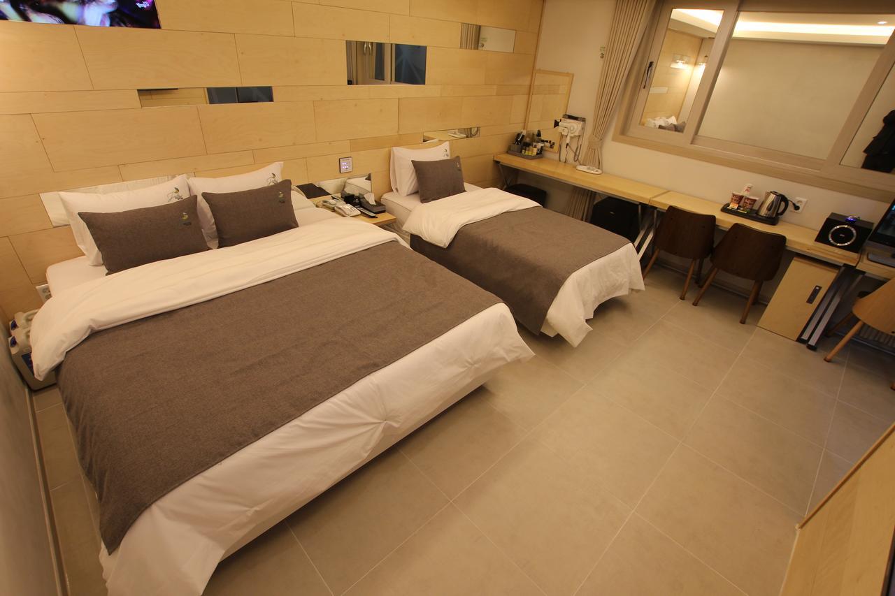 Jade Hotel อุลซาน ภายนอก รูปภาพ